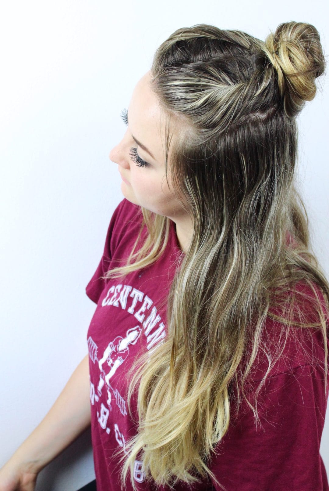 Easy 5 Minute Twisted Top Knot Half up Tutorial