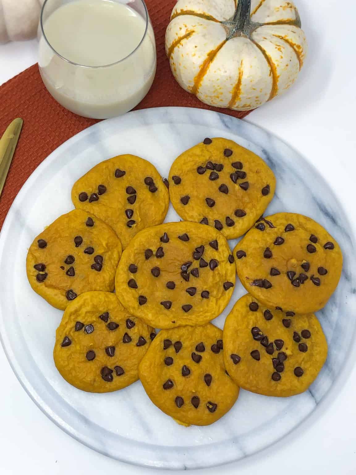 35 Healthy Low Calorie Pumpkin Desserts to Try This Fall (Most Under